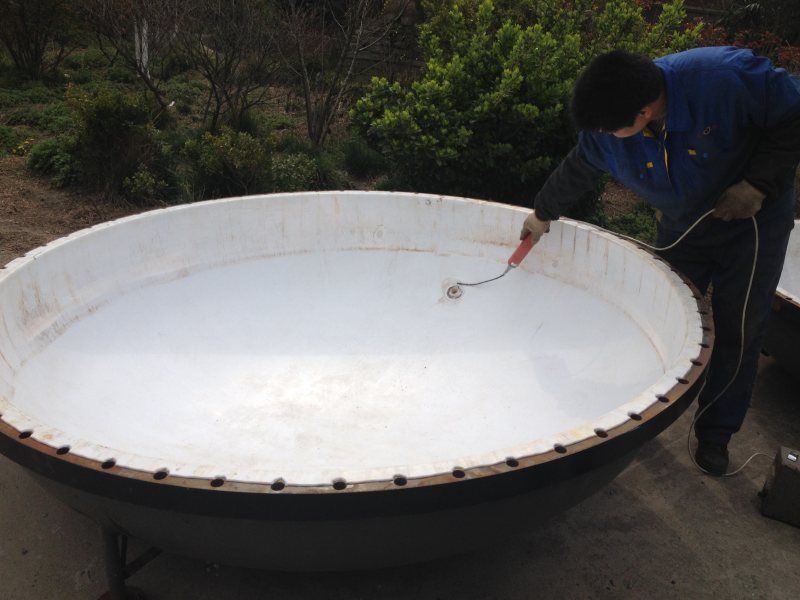 內襯聚四氟乙烯（PTFE）大型設備